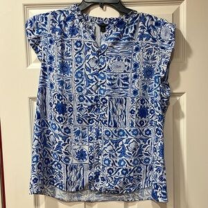 Ann Taylor Flounce Sleeves Blouse